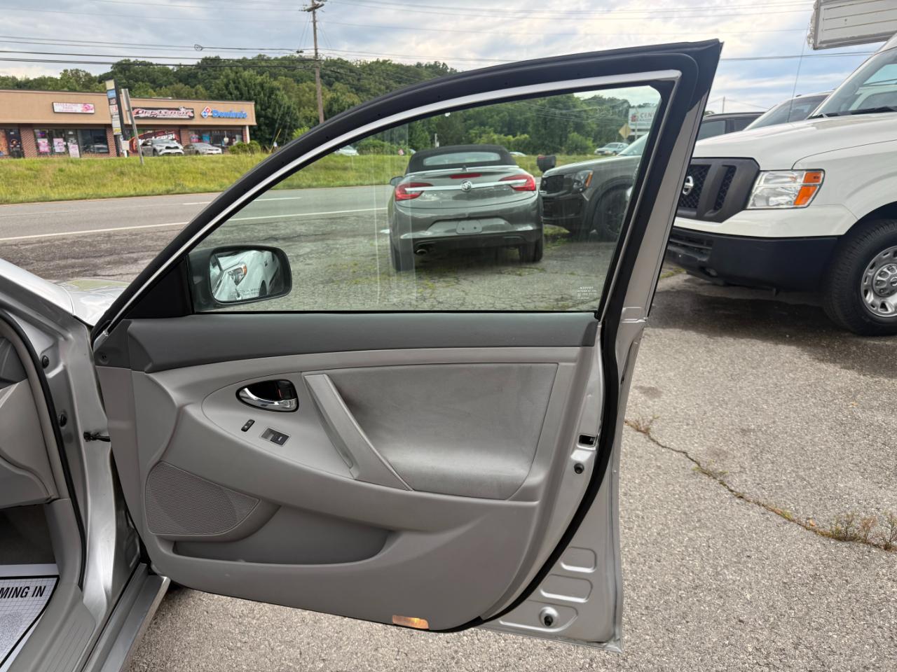Toyota Camry LE 2011