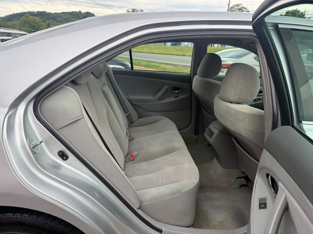 Toyota Camry LE 2011
