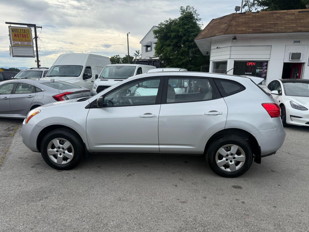 Nissan Rogue S AWD 2009