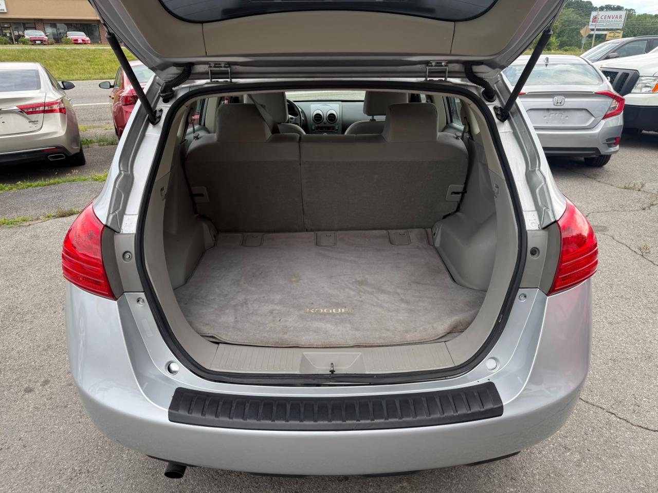 Nissan Rogue S AWD 2009