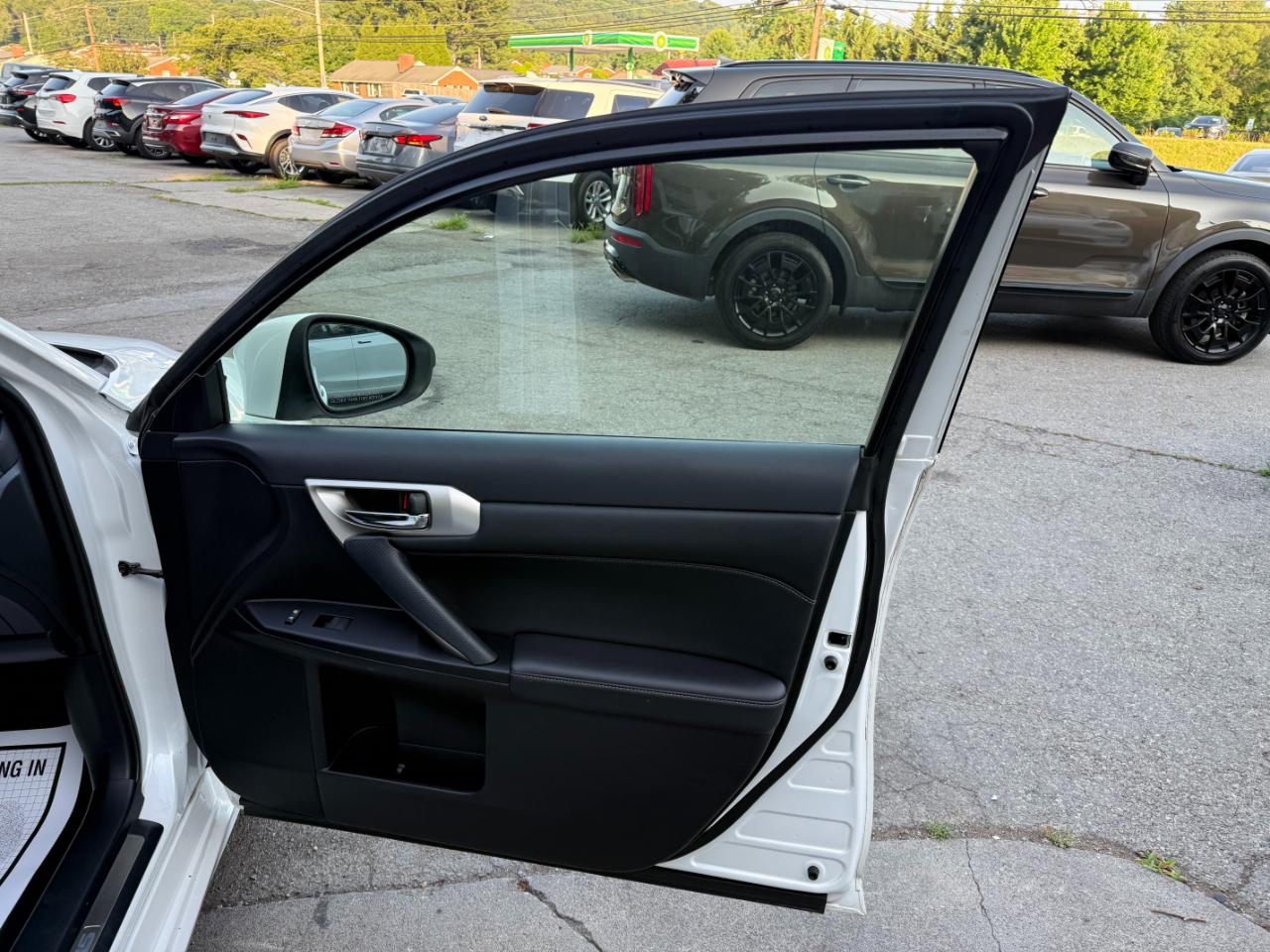 Lexus CT 200h Hybrid 4D Hatchback 2015