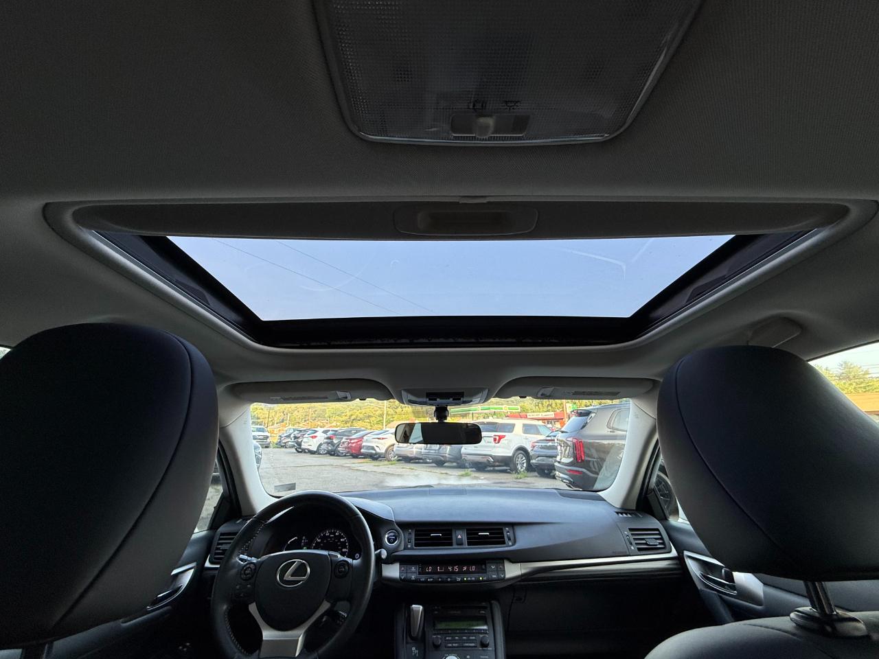 Lexus CT 200h Hybrid 4D Hatchback 2015