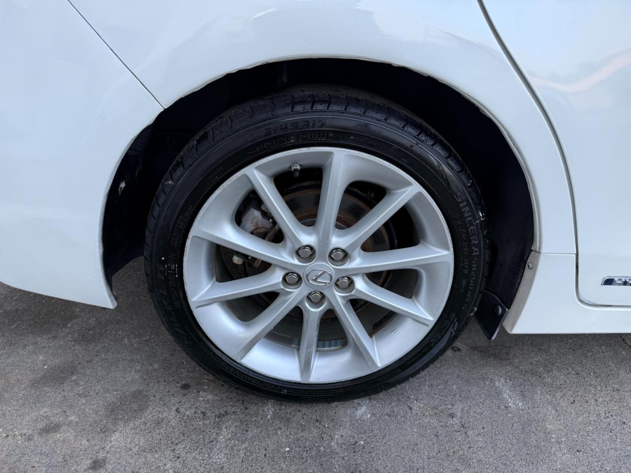 Lexus CT 200h Hybrid 4D Hatchback 2015
