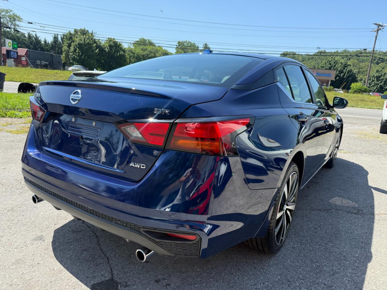 Nissan Altima 2.5 SR AWD Sedan 2020