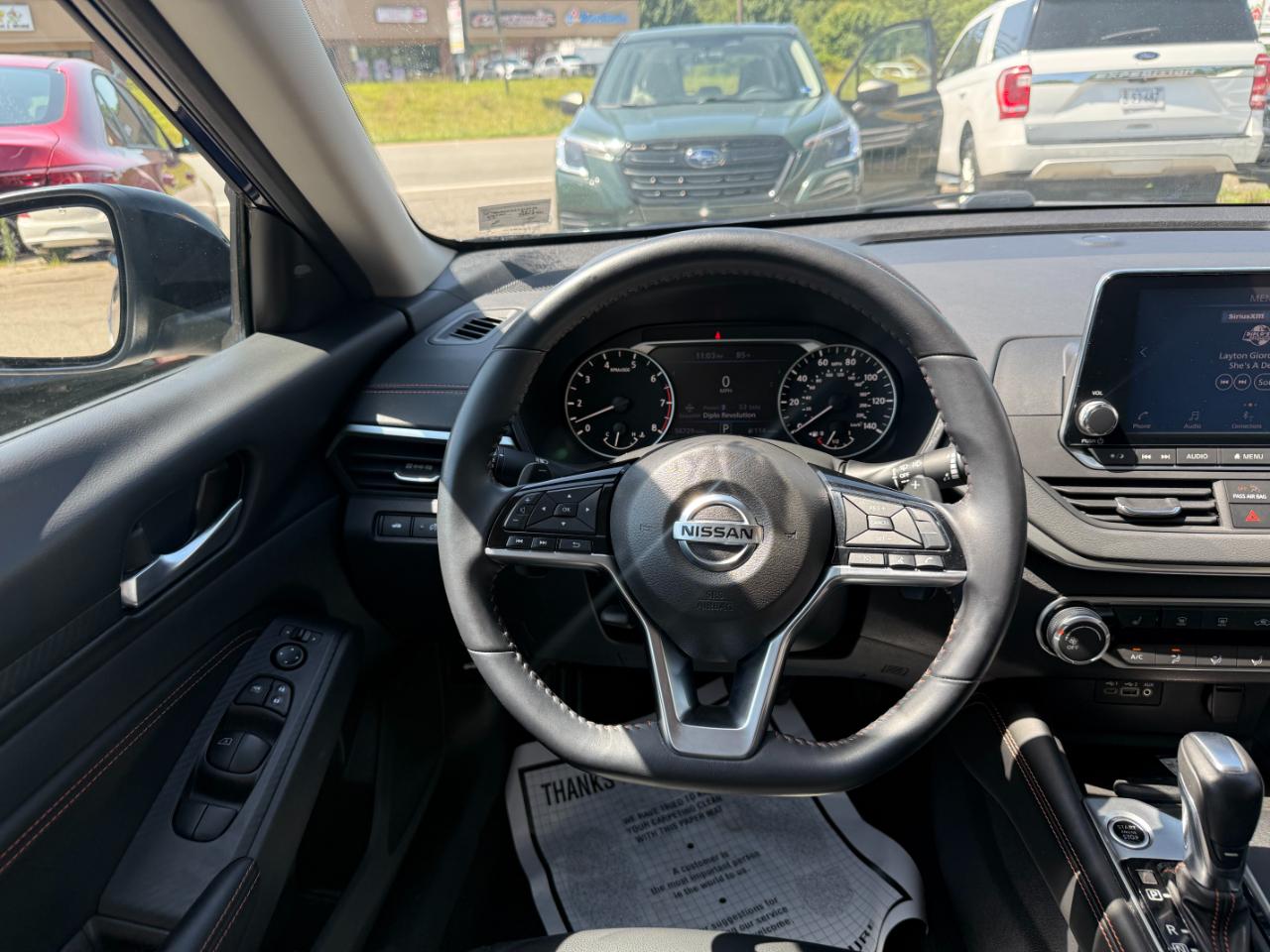 Nissan Altima 2.5 SR AWD Sedan 2020