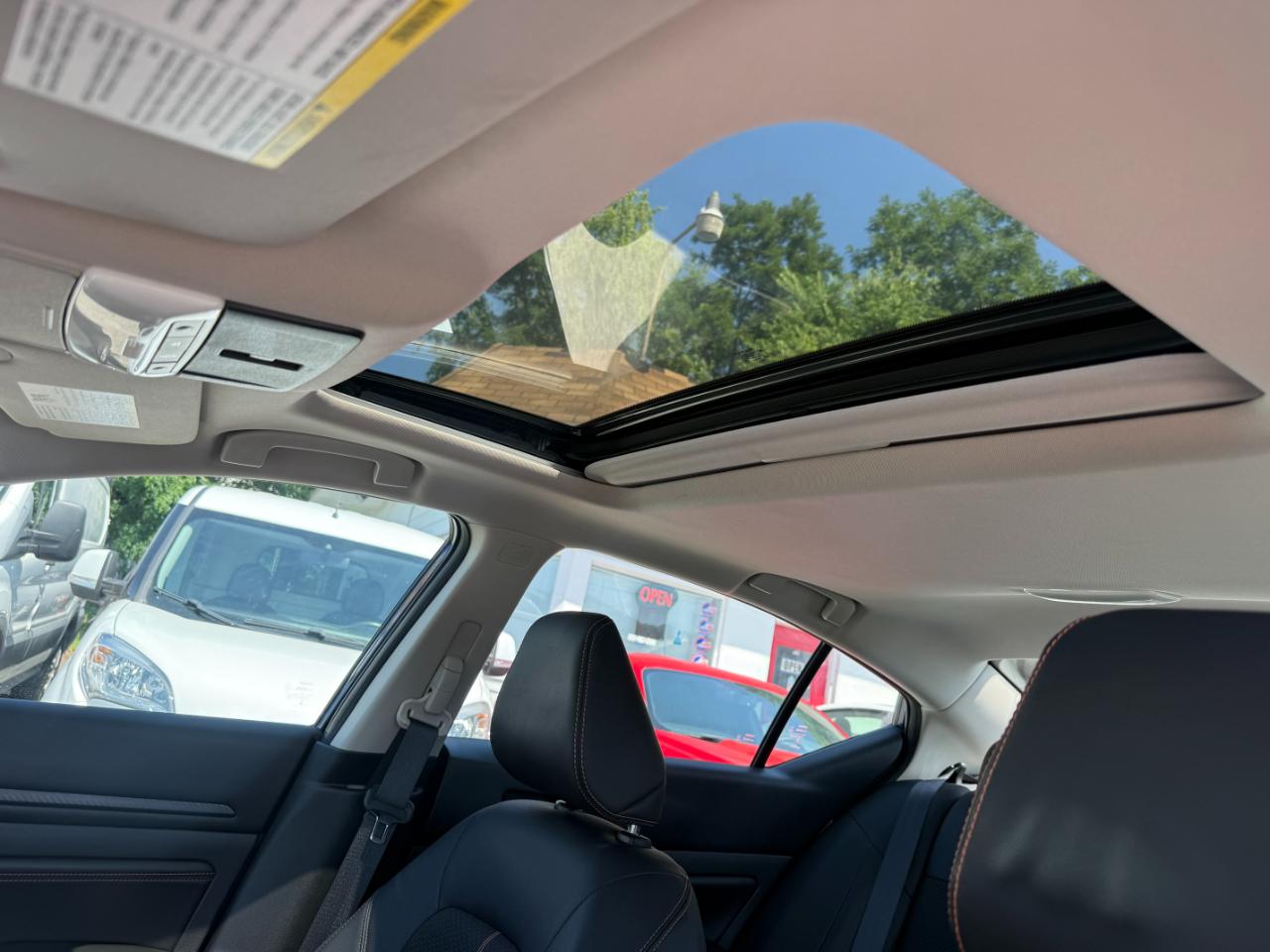 Nissan Altima 2.5 SR AWD Sedan 2020