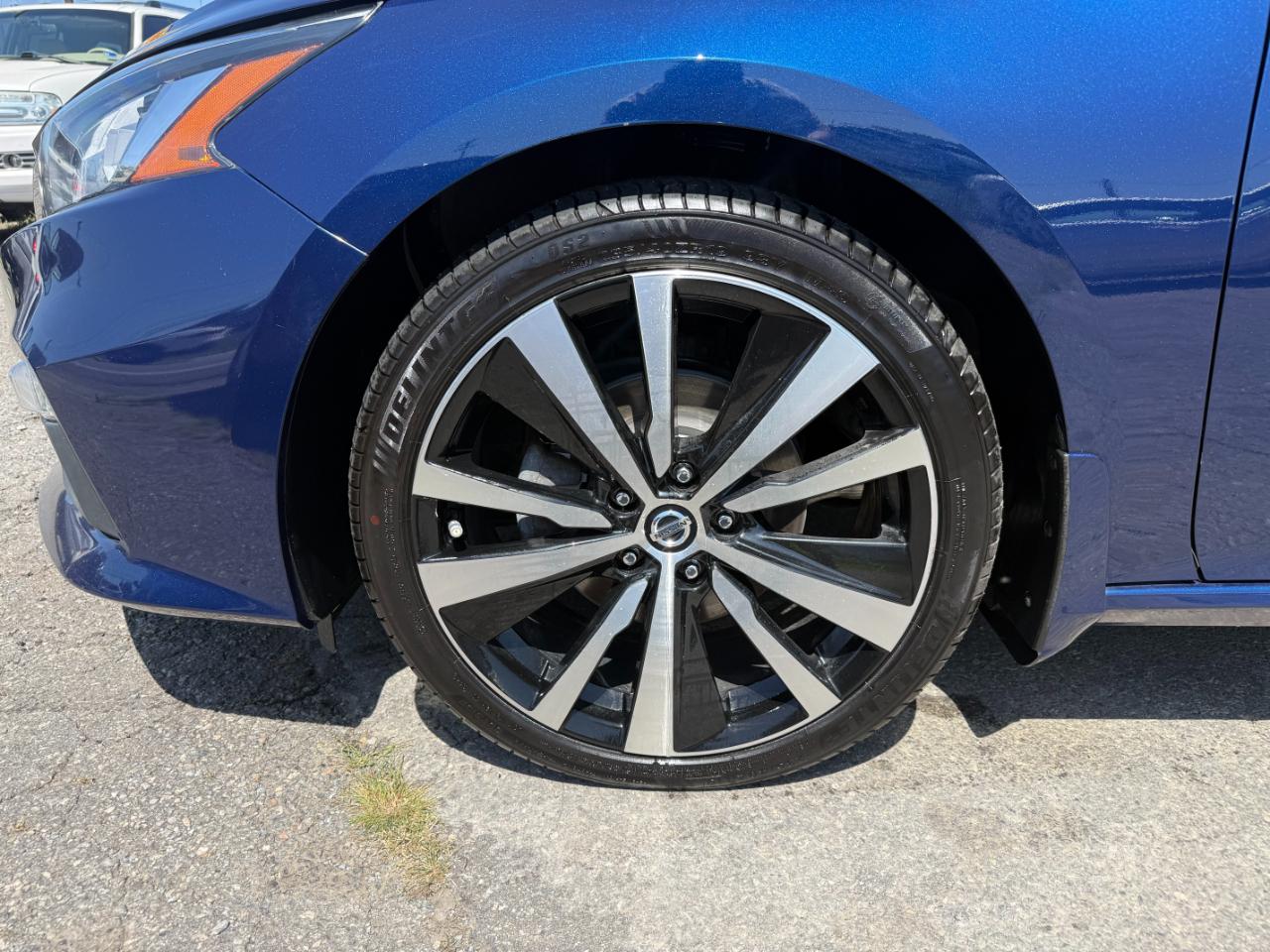 Nissan Altima 2.5 SR AWD Sedan 2020