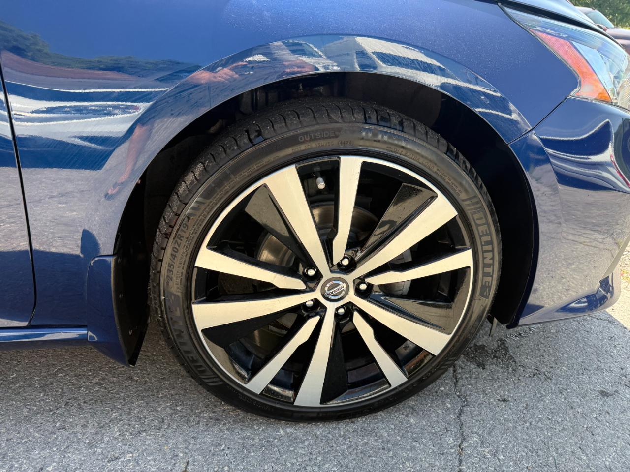 Nissan Altima 2.5 SR AWD Sedan 2020