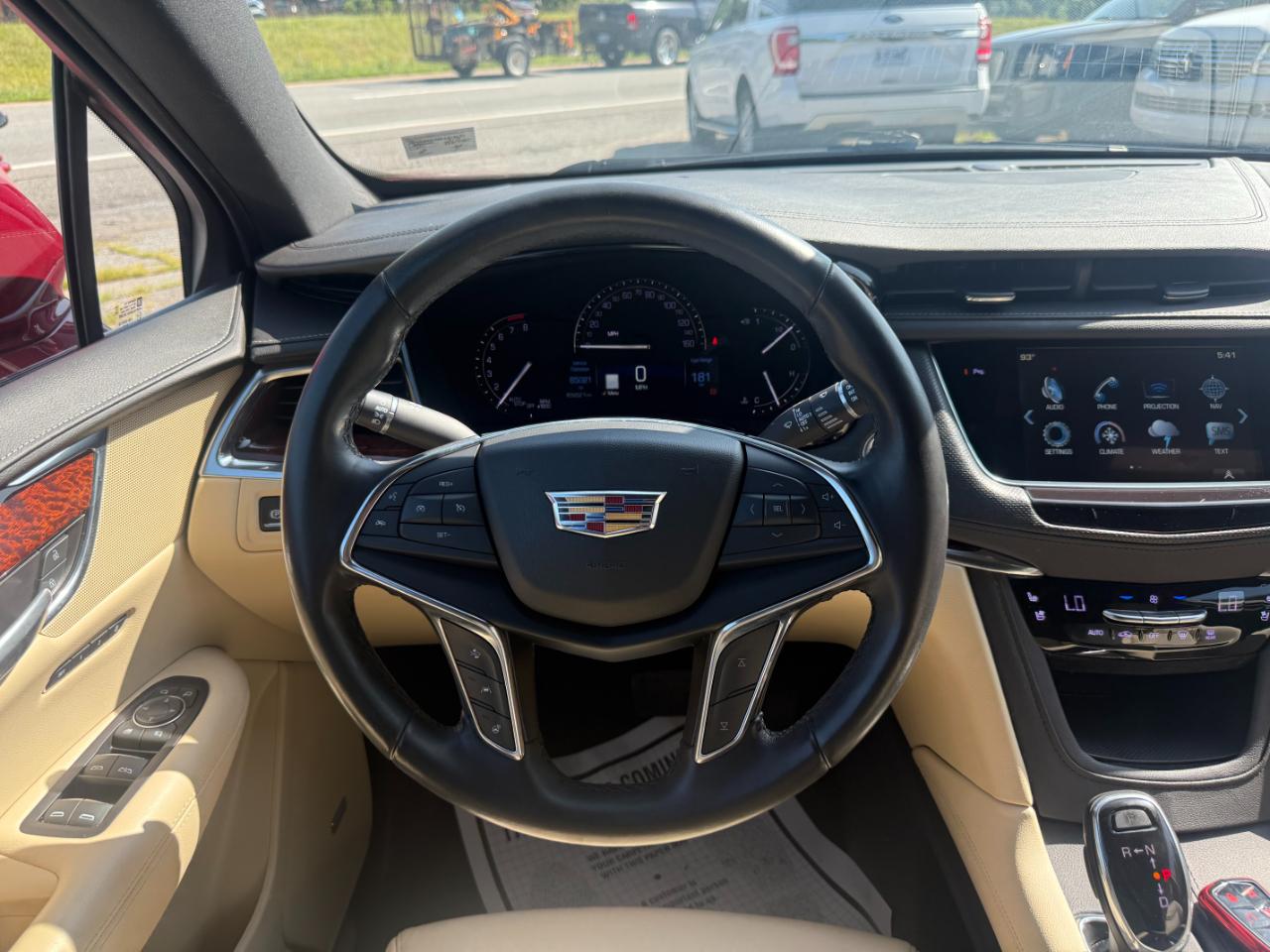 Cadillac XT5  2019