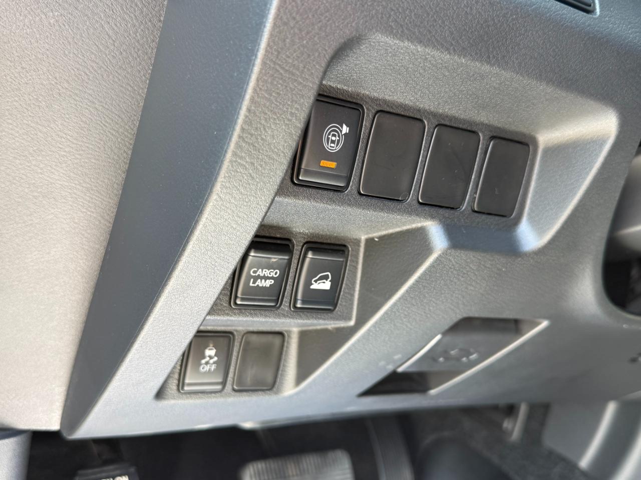 Nissan Frontier Crew Cab 4x4 S 2025