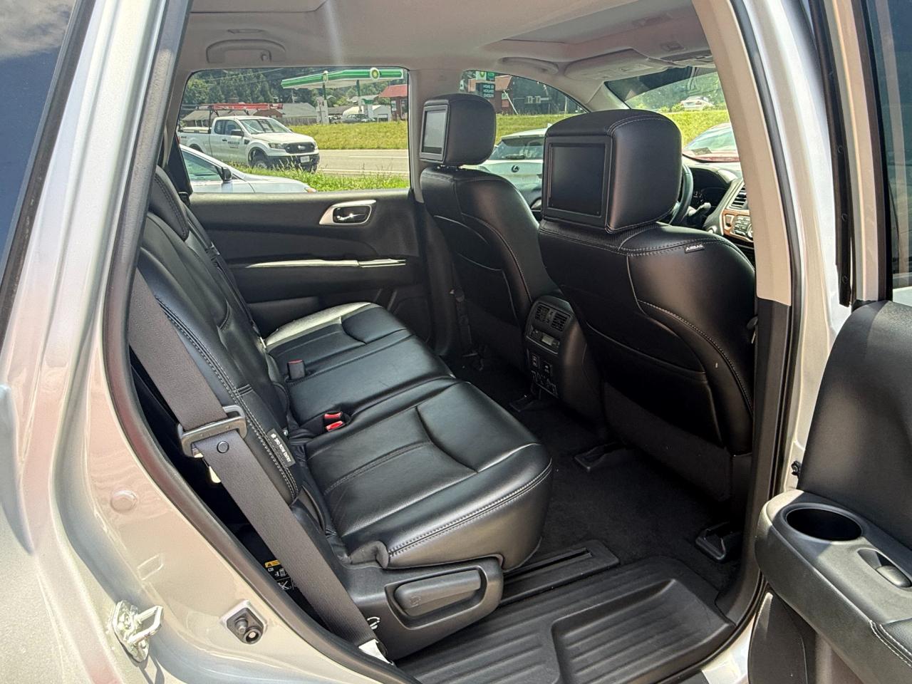Nissan Pathfinder 4x4 Platinum 2018