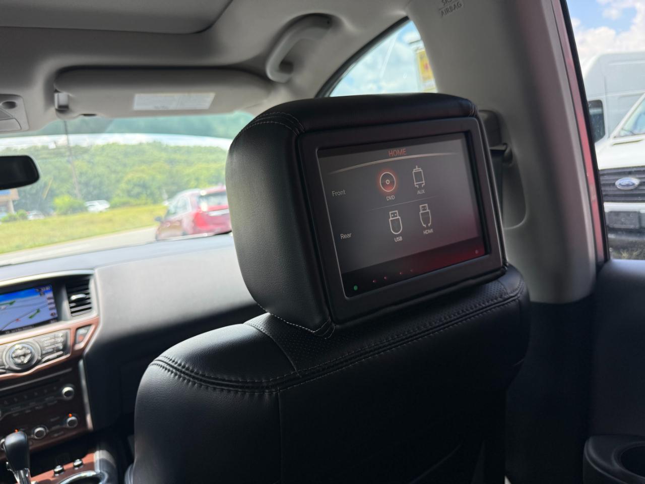 Nissan Pathfinder 4x4 Platinum 2018
