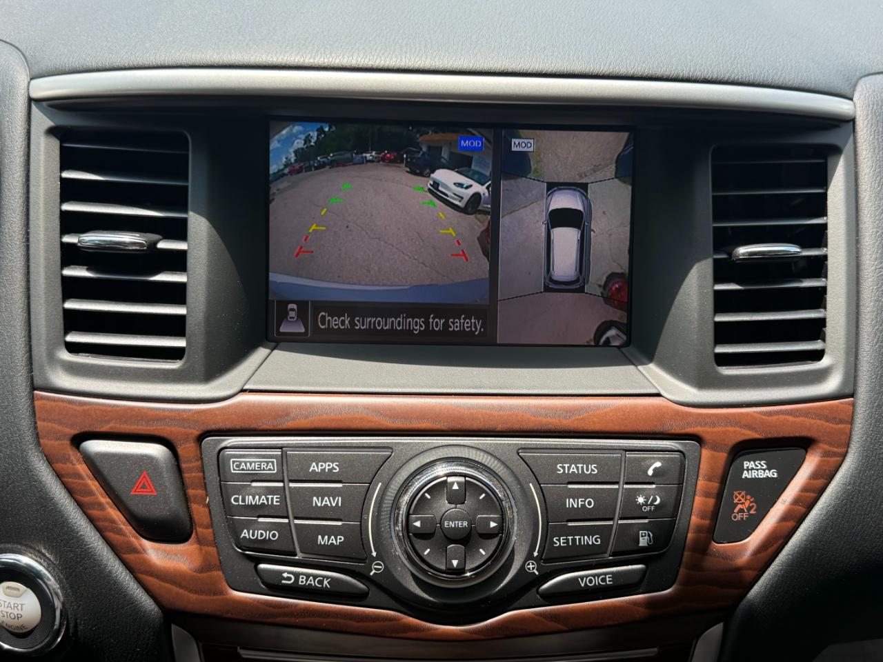 Nissan Pathfinder 4x4 Platinum 2018