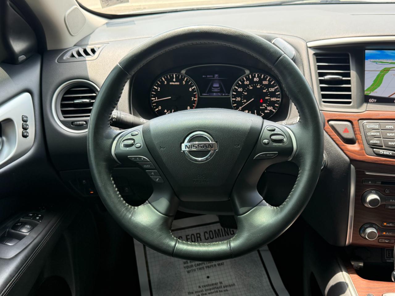 Nissan Pathfinder 4x4 Platinum 2018