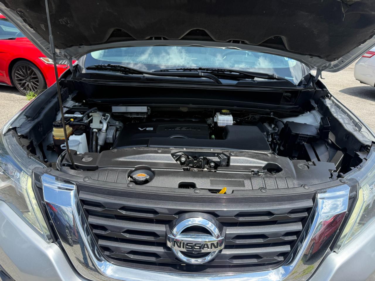 Nissan Pathfinder 4x4 Platinum 2018