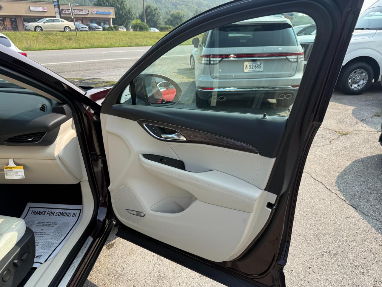 Buick Envision  2021