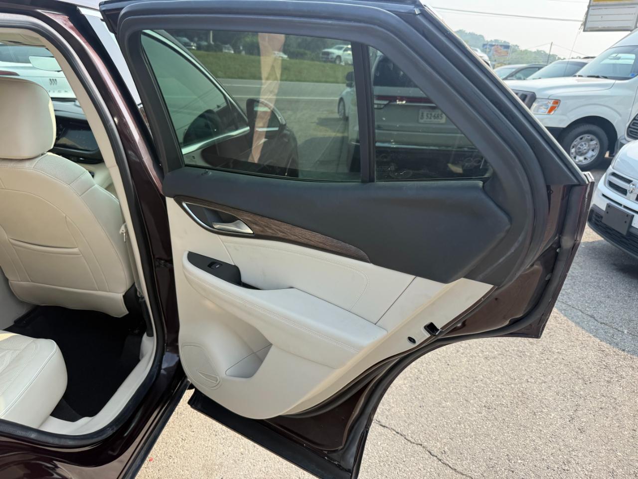 Buick Envision  2021