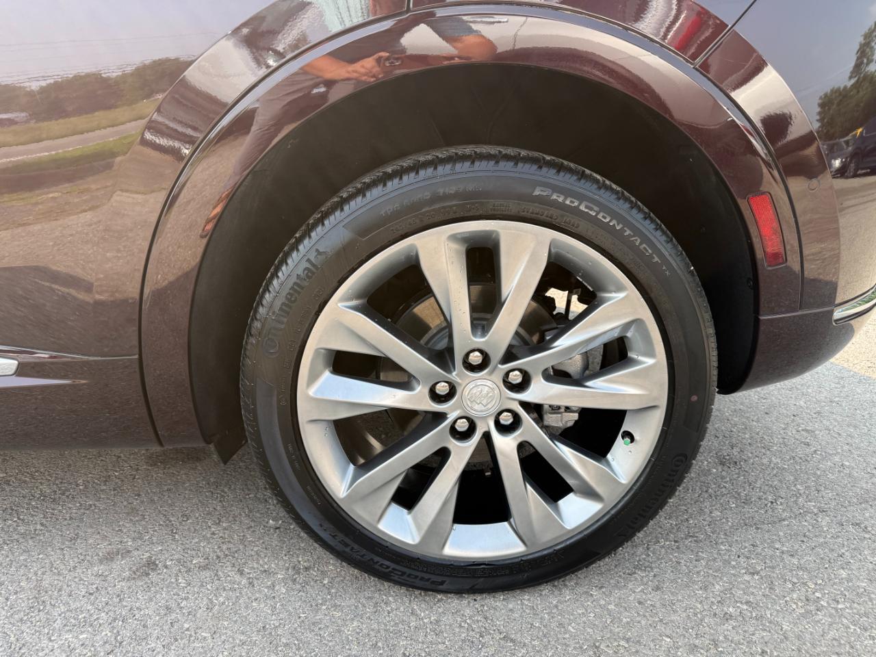 Buick Envision  2021