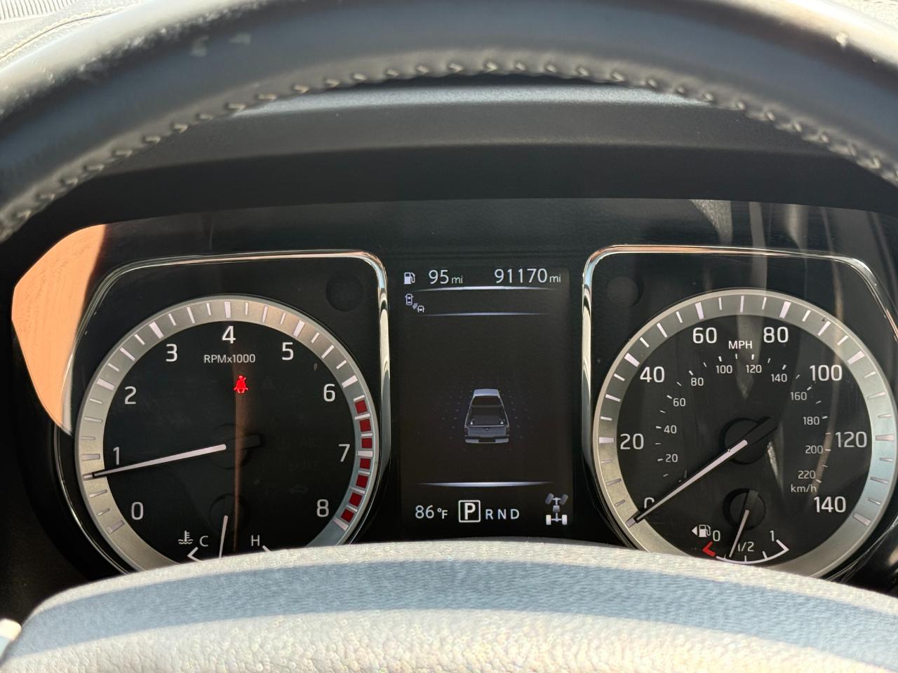 Nissan Titan 4x4 Crew Cab PRO-4X 2018