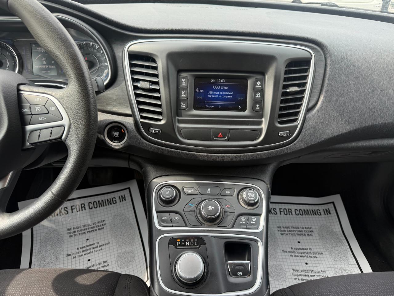 Chrysler 200 Limited 2015
