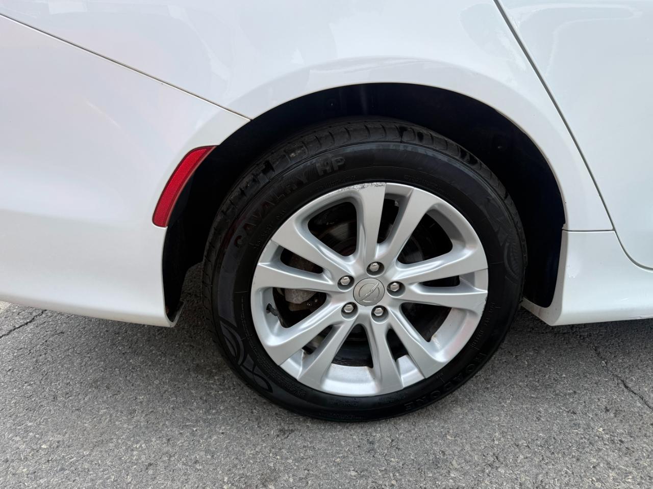 Chrysler 200 Limited 2015