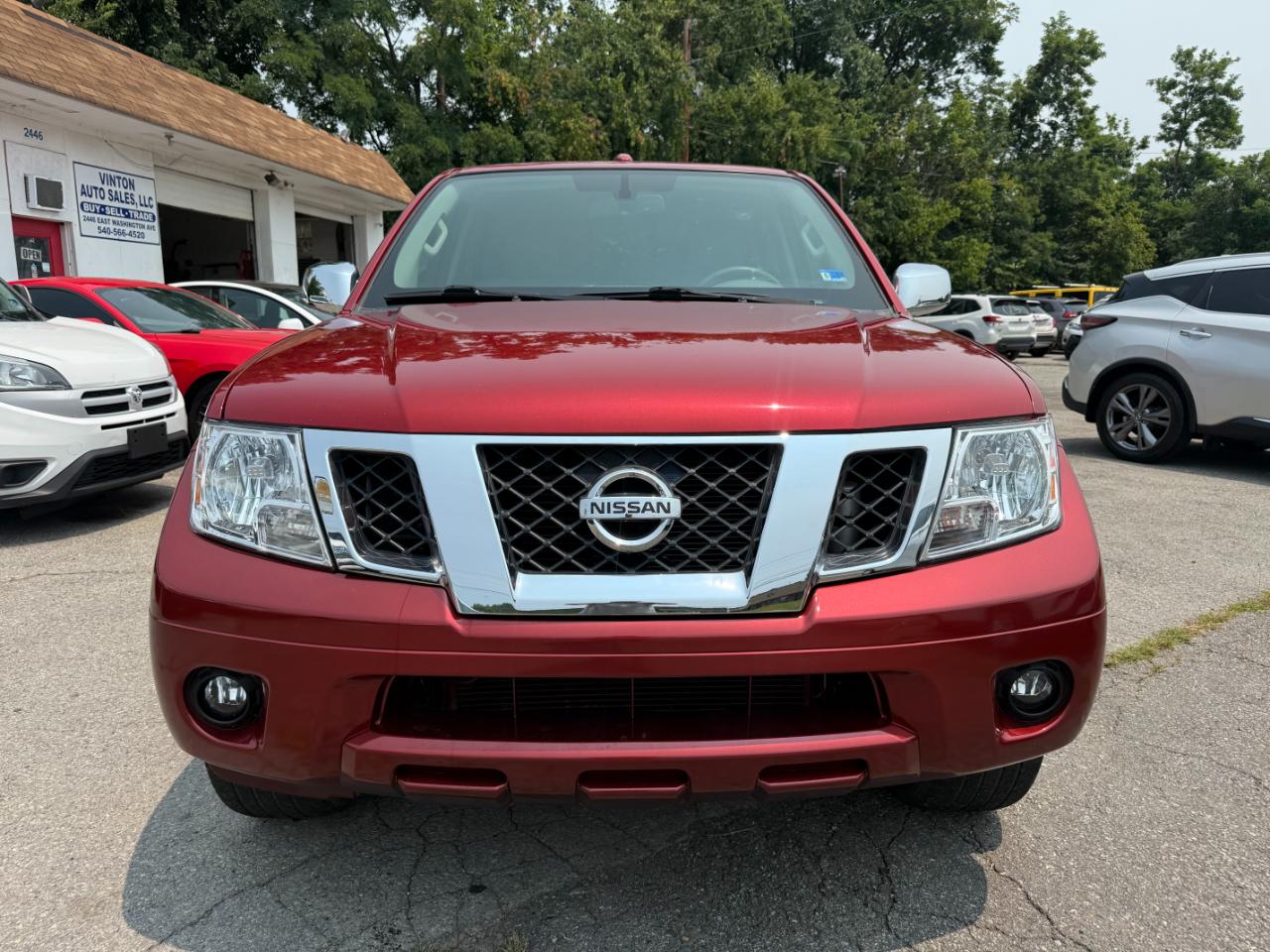 Nissan Frontier Crew Cab 4x4 SV V6 Auto 2017