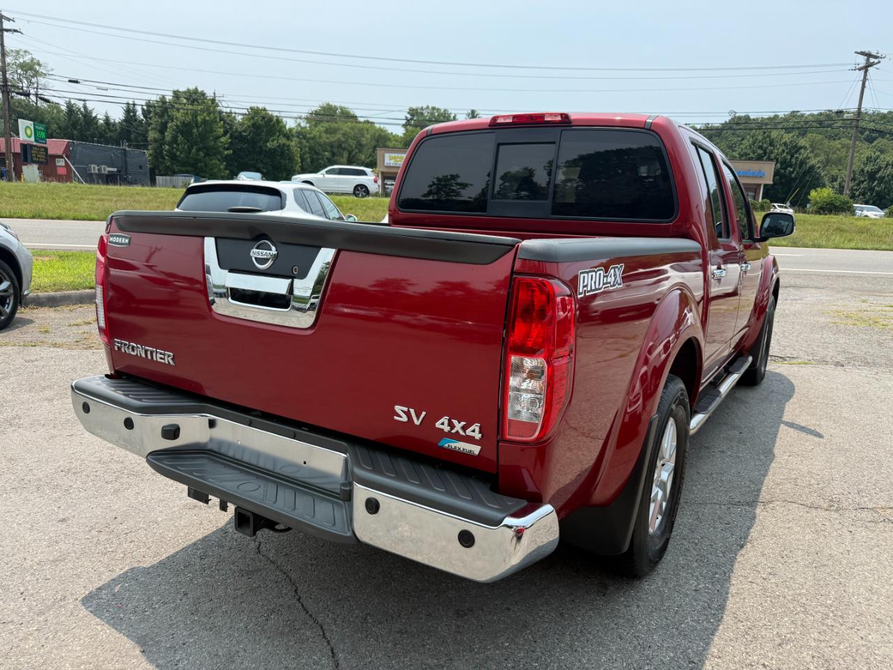 Nissan Frontier Crew Cab 4x4 SV V6 Auto 2017