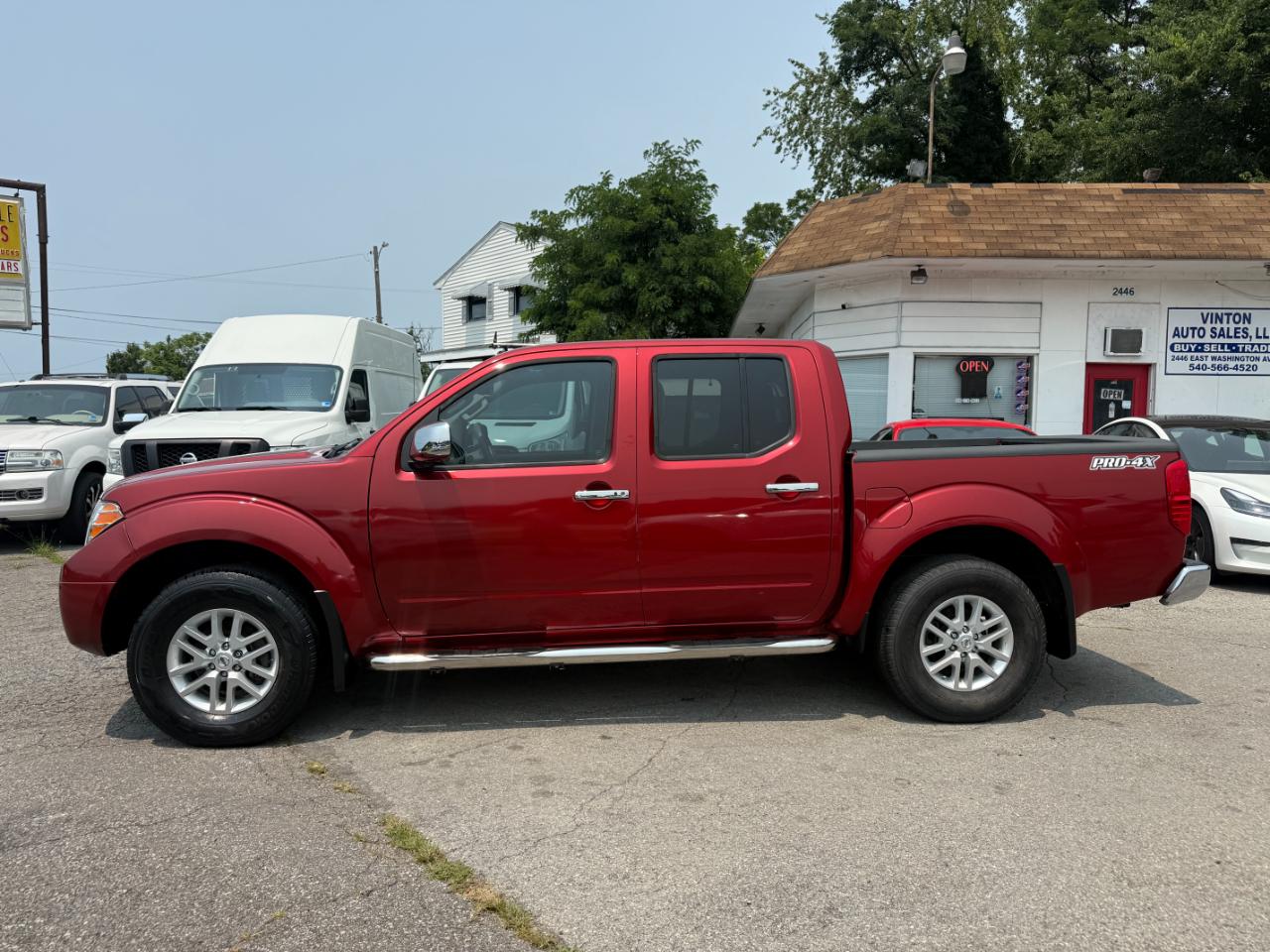Nissan Frontier Crew Cab 4x4 SV V6 Auto 2017