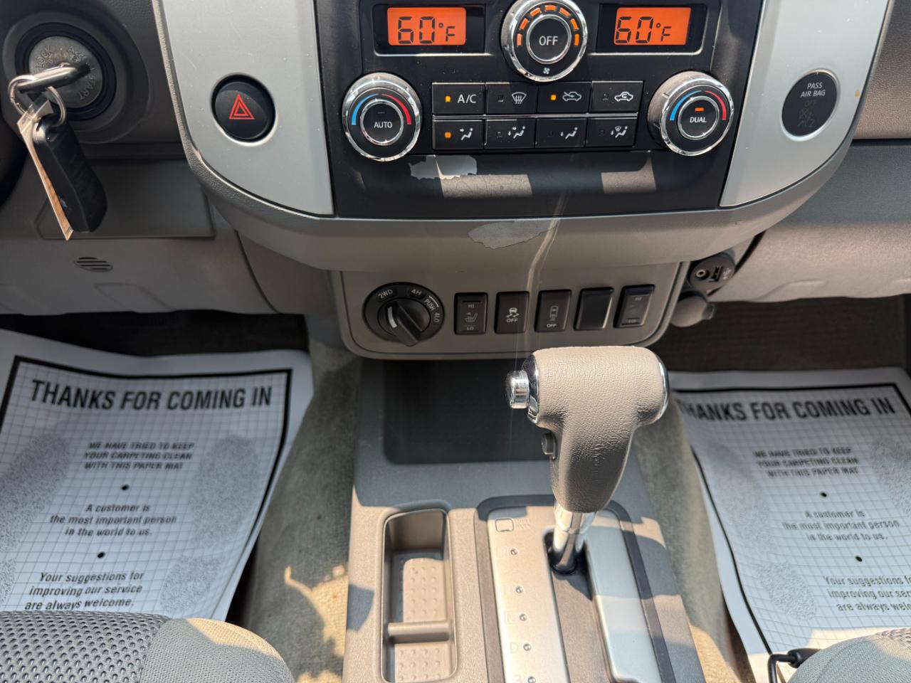 Nissan Frontier Crew Cab 4x4 SV V6 Auto 2017
