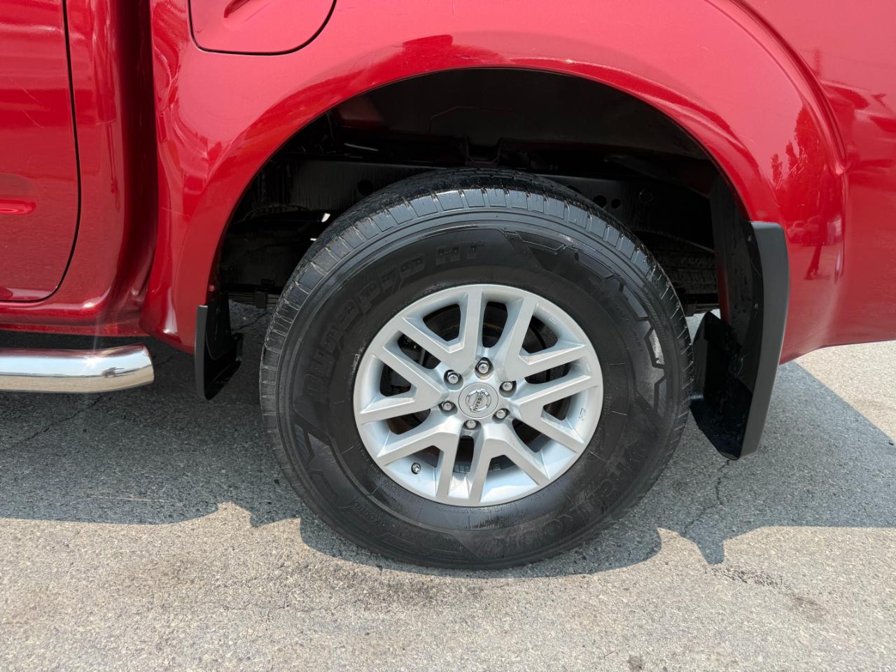 Nissan Frontier Crew Cab 4x4 SV V6 Auto 2017