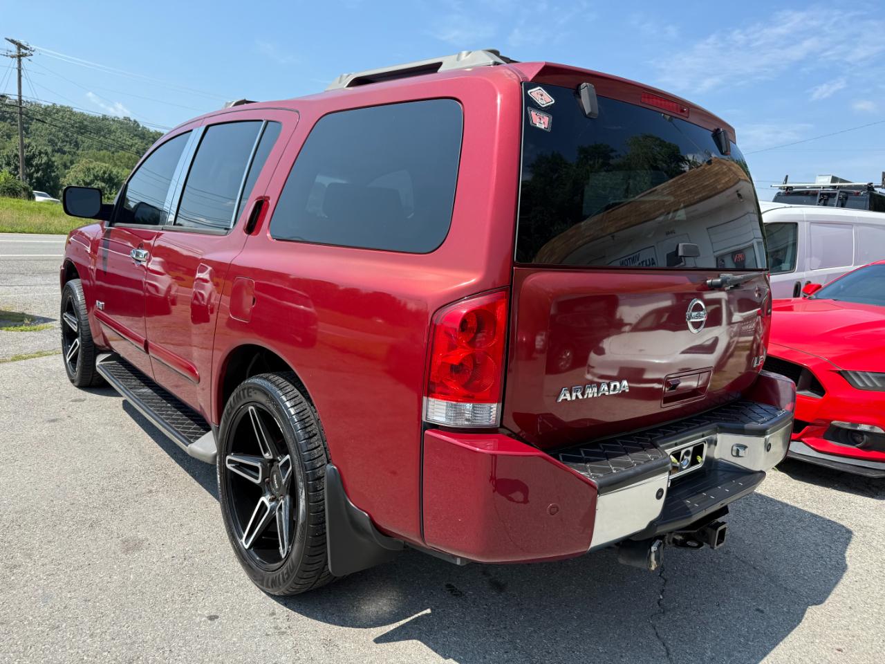 Nissan Armada LE 4WD 2005