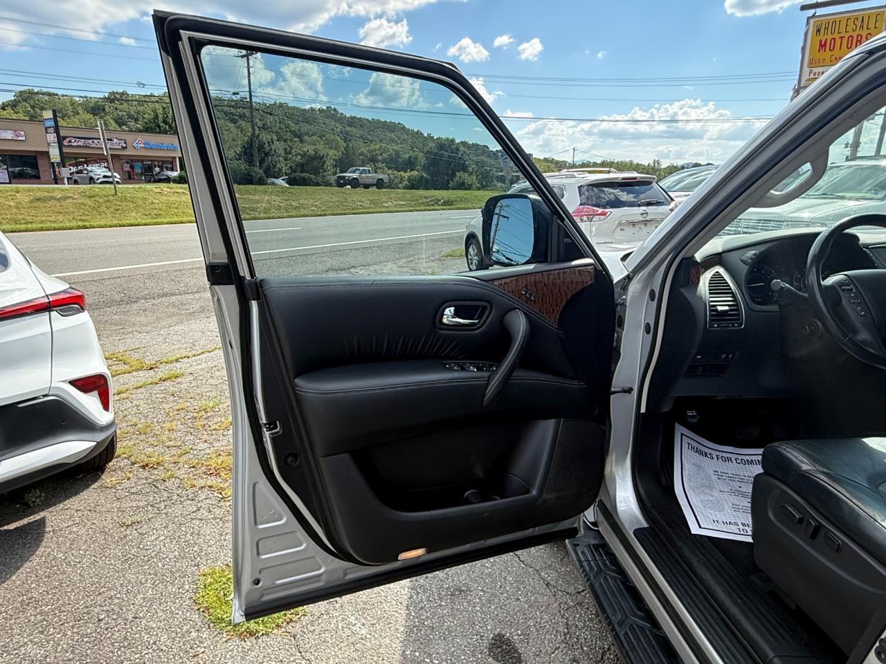 Nissan Armada 4x4 SL 2020