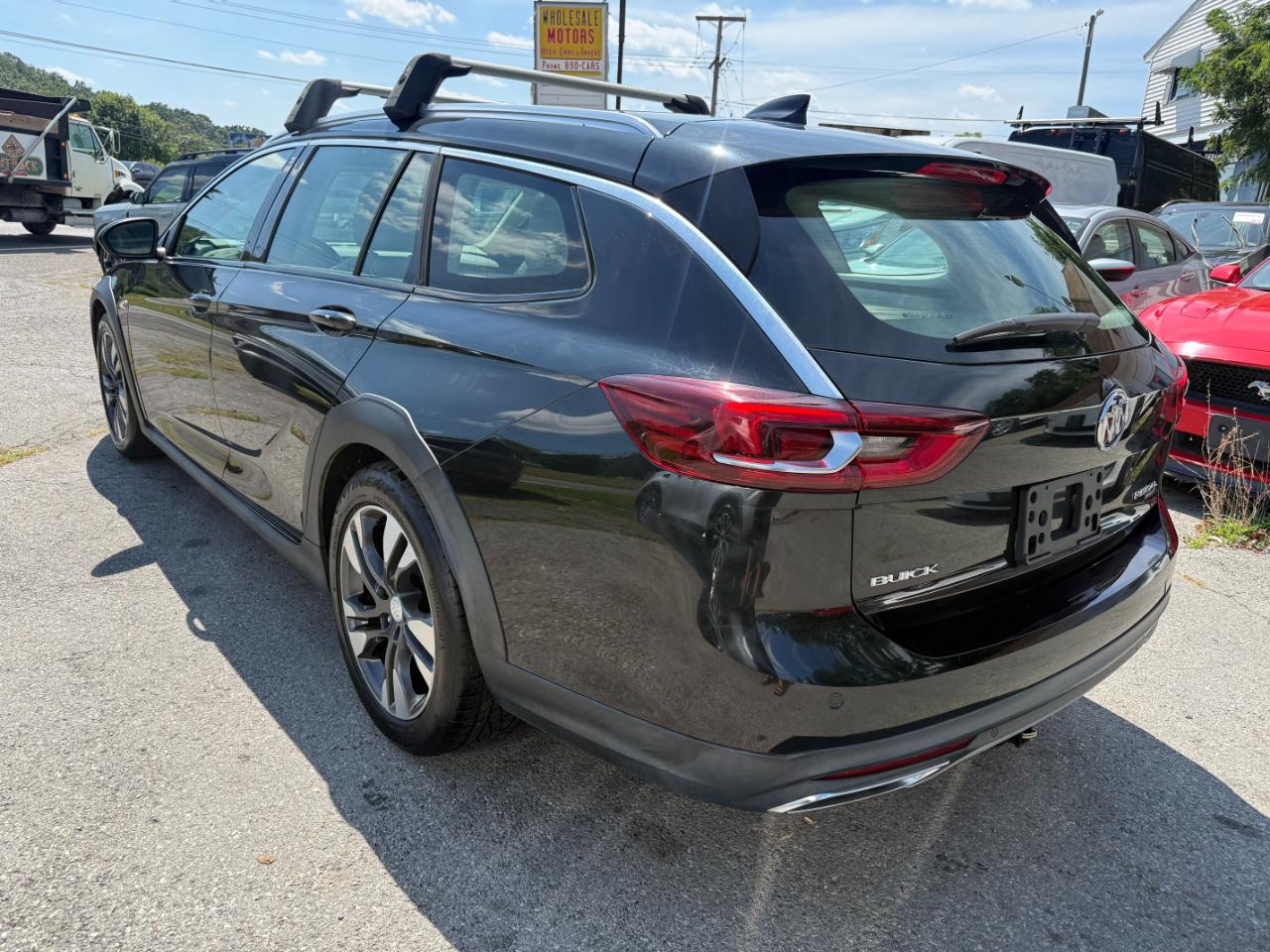 Buick Regal TourX  2018