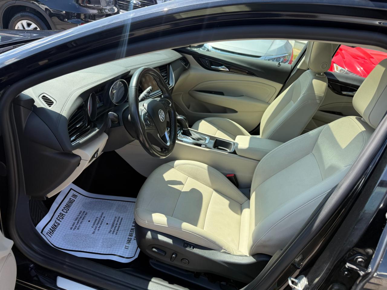 Buick Regal TourX  2018