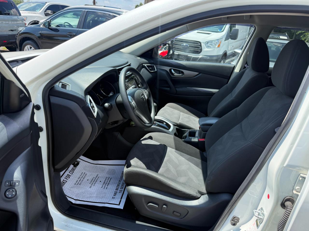 Nissan Rogue AWD SV 2016