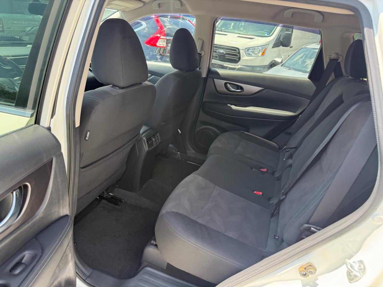 Nissan Rogue AWD SV 2016