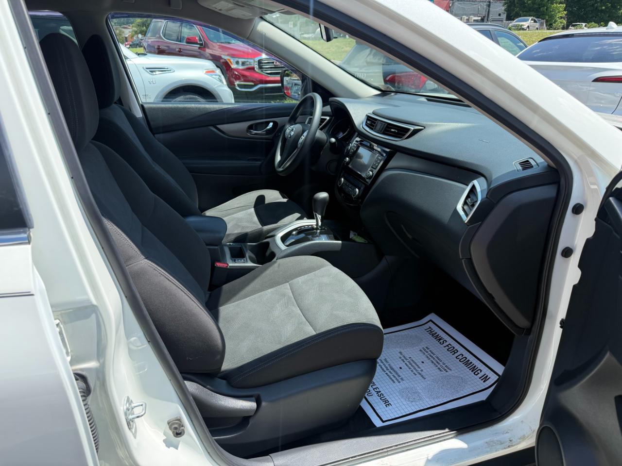 Nissan Rogue AWD SV 2016