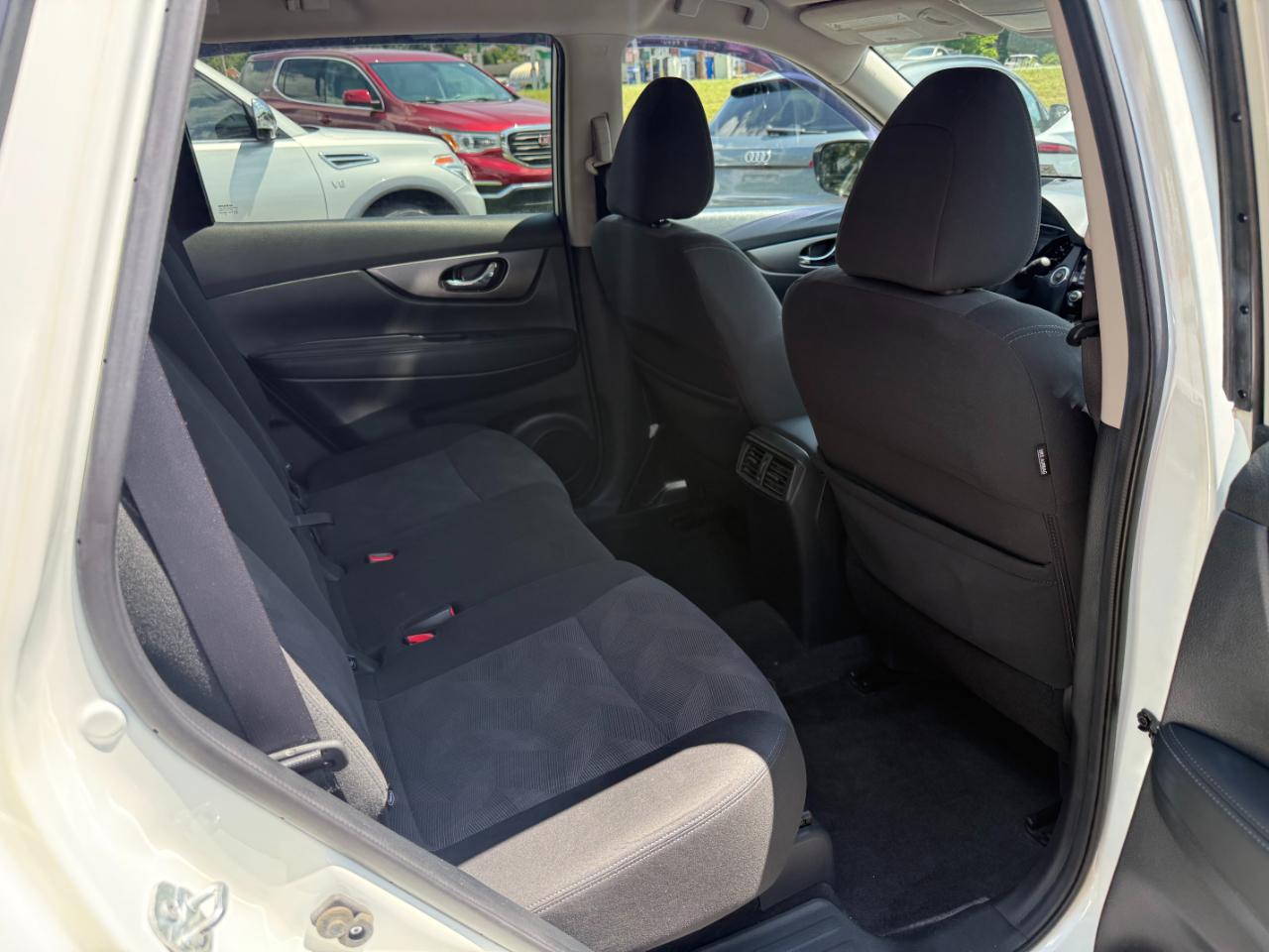 Nissan Rogue AWD SV 2016
