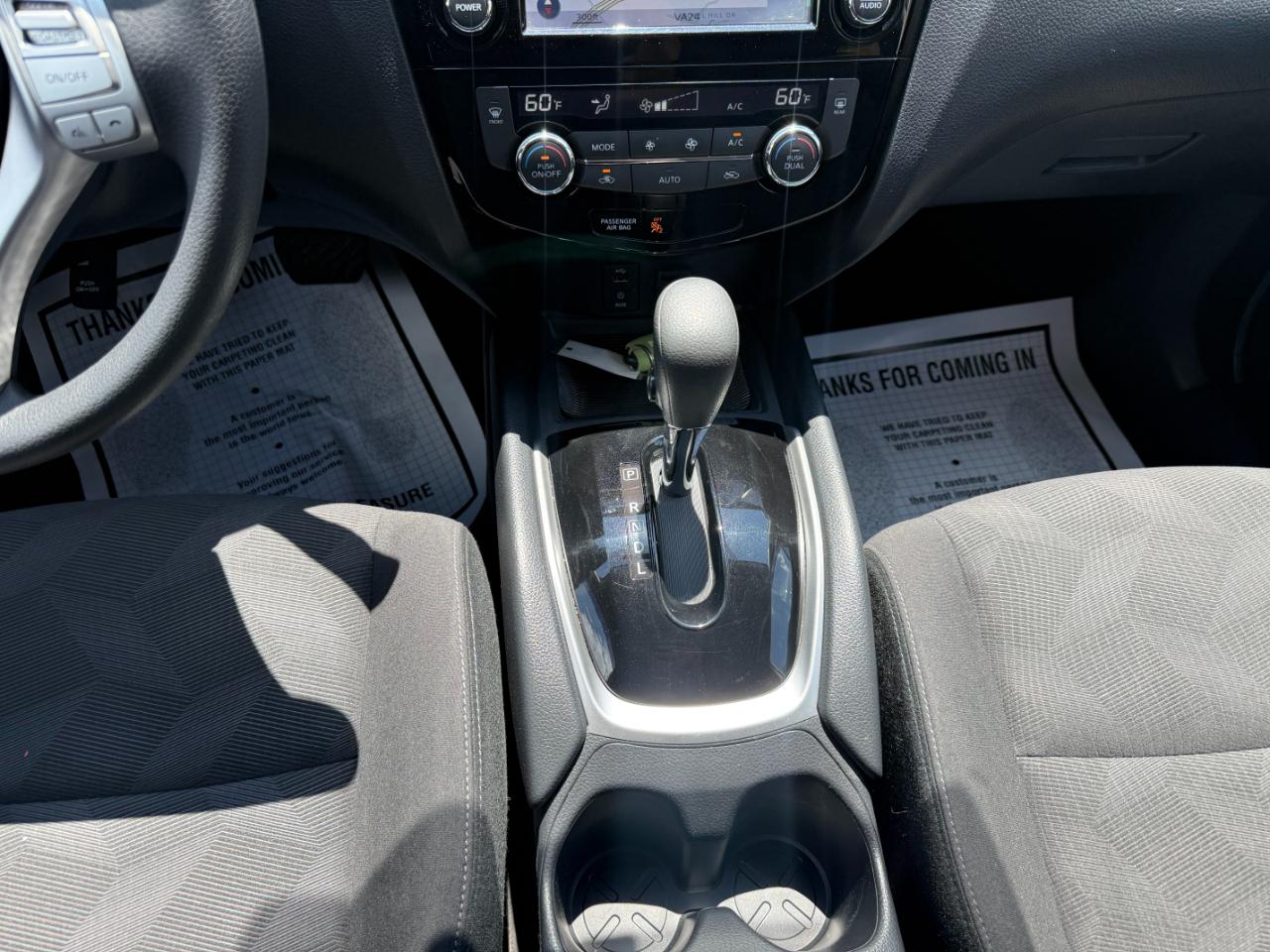 Nissan Rogue AWD SV 2016