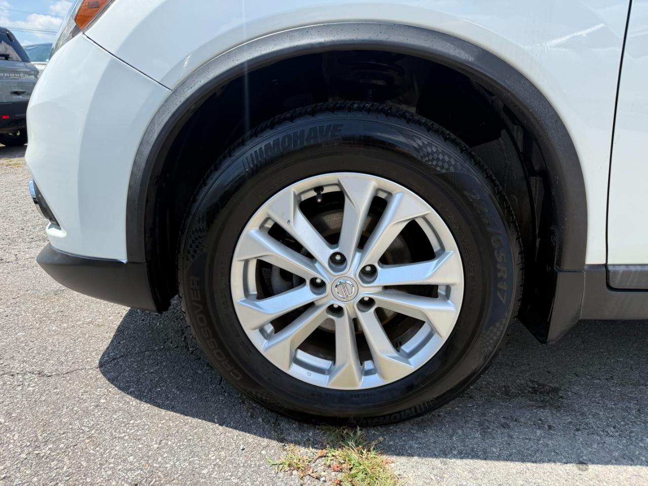 Nissan Rogue AWD SV 2016