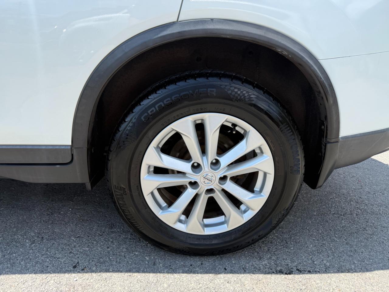 Nissan Rogue AWD SV 2016