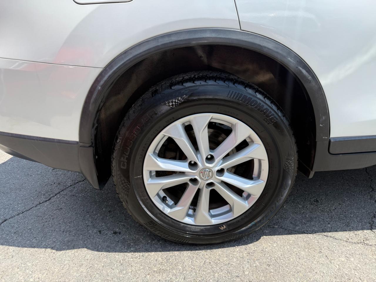 Nissan Rogue AWD SV 2016