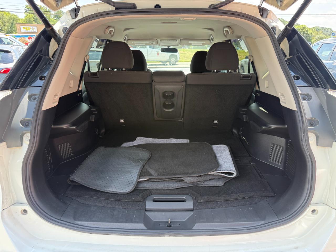 Nissan Rogue AWD SV 2016