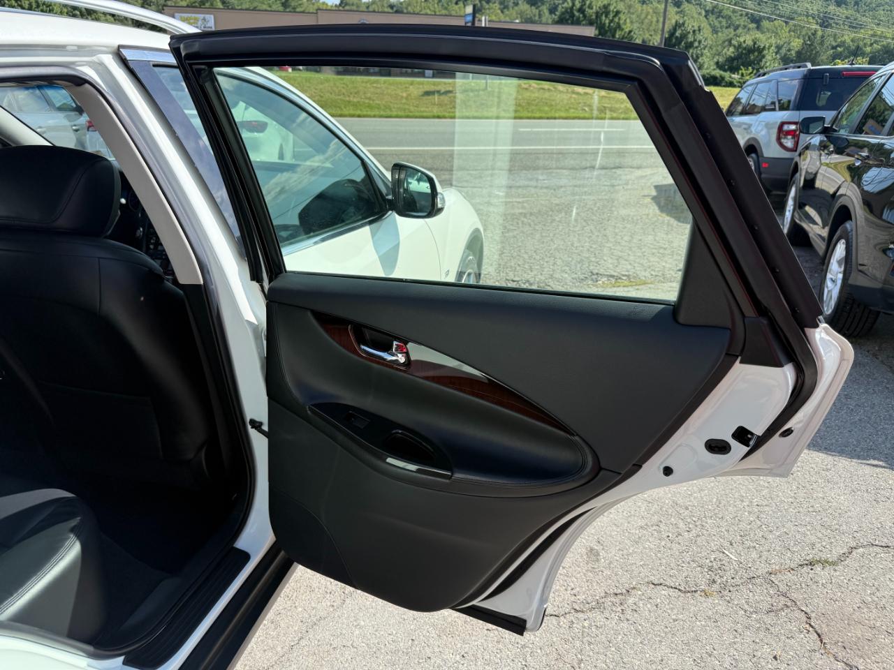 Infiniti QX50 AWD 2016