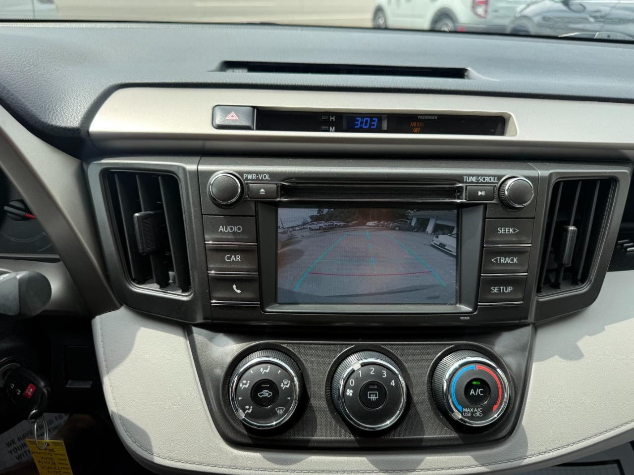 Toyota RAV4 LE 2014