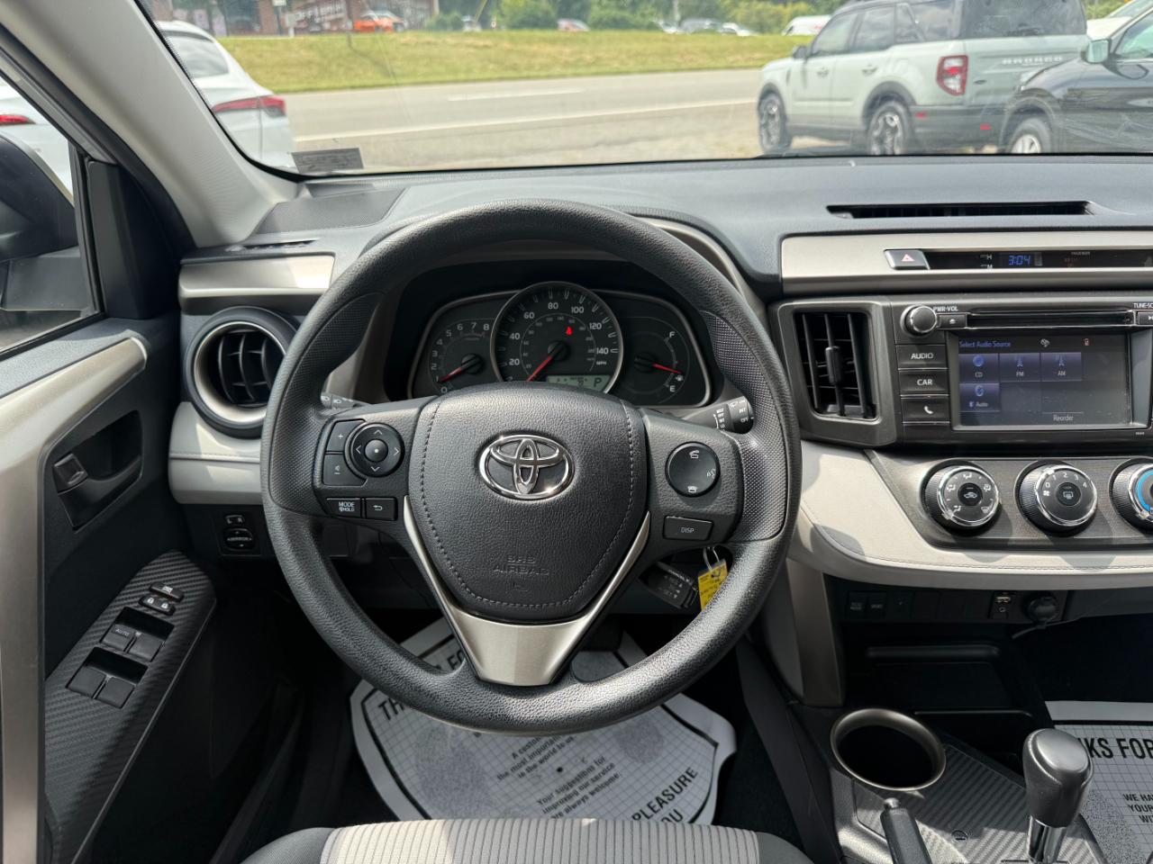 Toyota RAV4 LE 2014