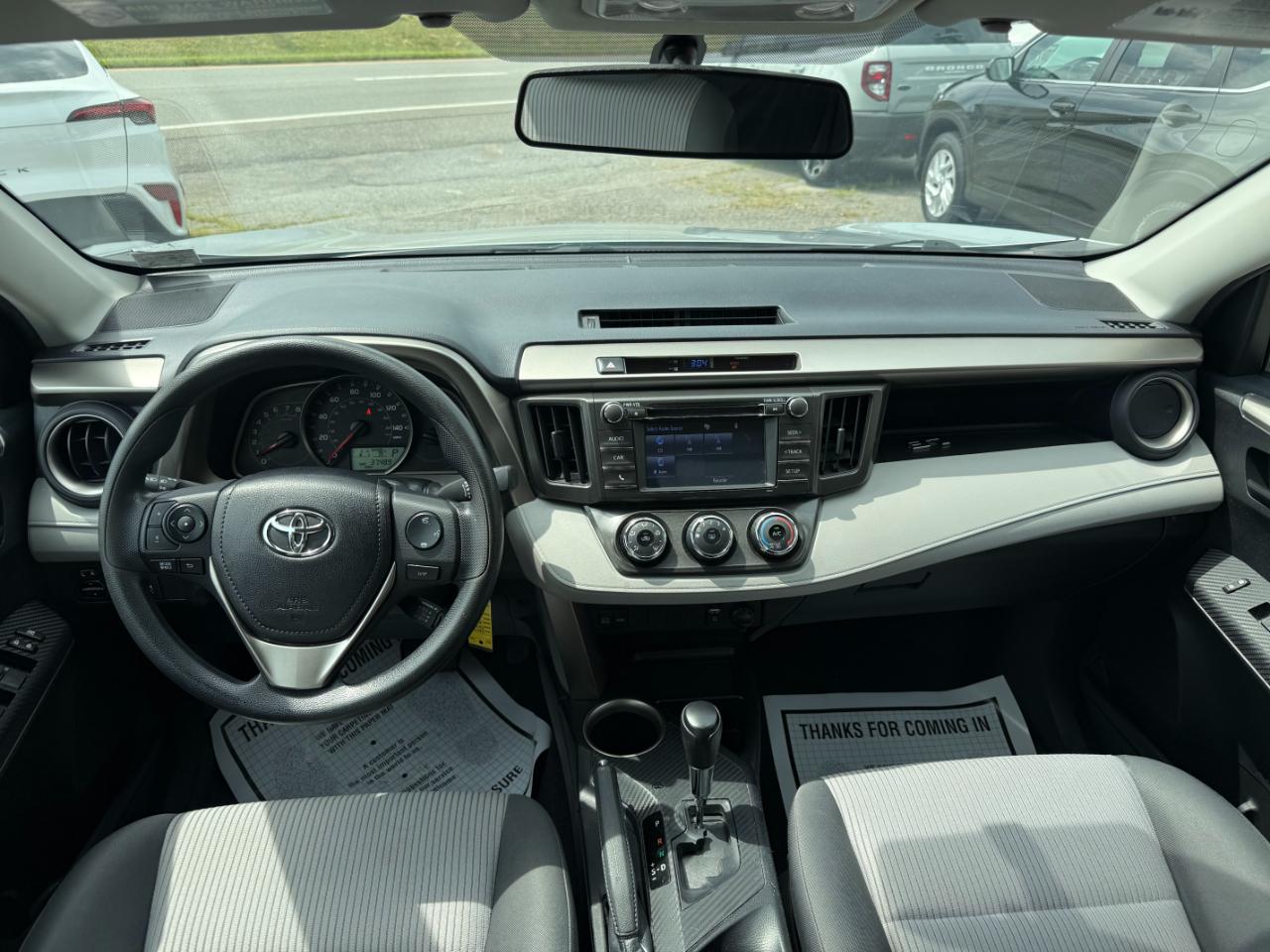 Toyota RAV4 LE 2014