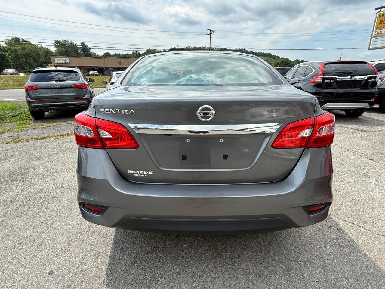 Nissan Sentra S 2019