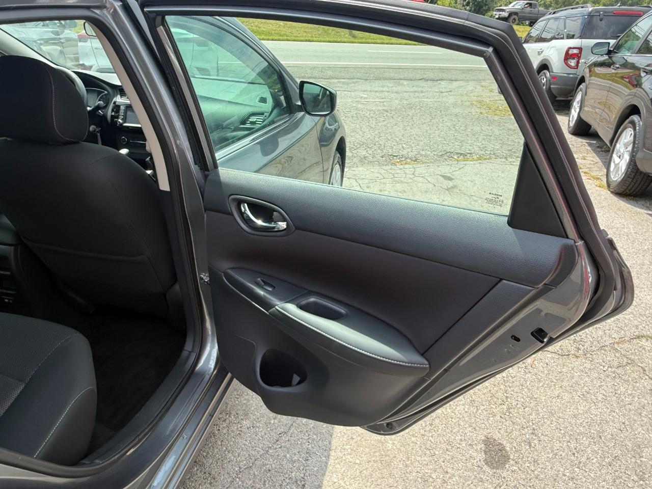 Nissan Sentra S 2019