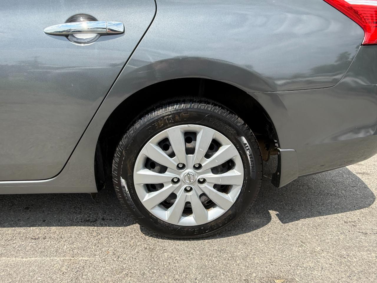 Nissan Sentra S 2019